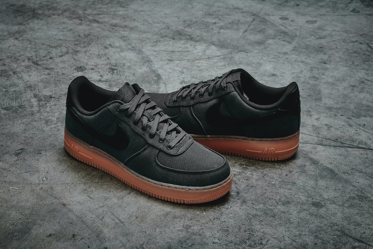 nike air force 1 black finish line