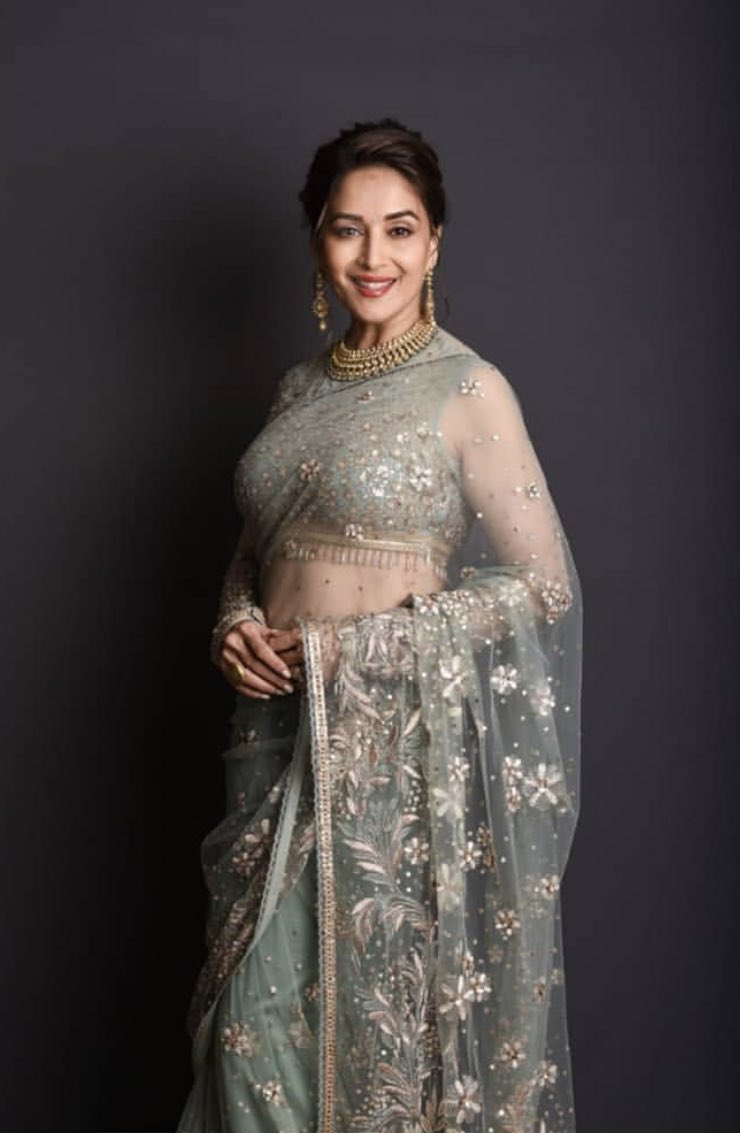 Quimey_vicky's tweet photo. @MadhuriDixit 
🥰🥰🥰🥰🥰🥰🥰🥰🥰🥰🥰🥰🥰
Thank you Priyanshi Thakkar 👏🏽 https://t.co/KqJ1Qtyfg1