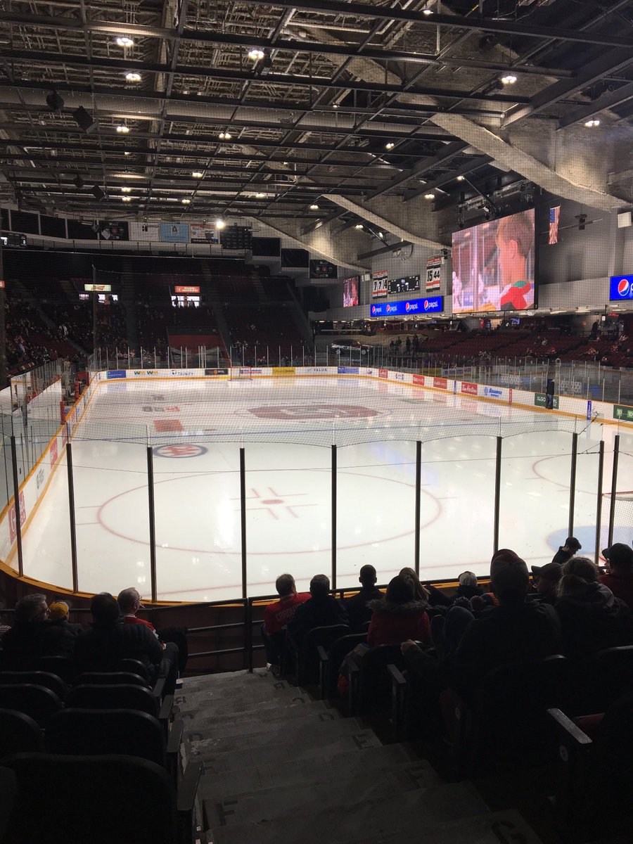 TylerIsC00l's tweet photo. Excited for the game today! Good luck Ottawa 67’s #allconnected @TELUS https://t.co/fOoCBmbjbe