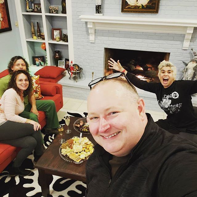 Roydtucker's tweet photo. Love the impromptu #dinnerparty plan! Nobody makes a cheeseboard better than @hjkezell https://t.co/XsErQ1alBn https://t.co/3nvGg79Knr