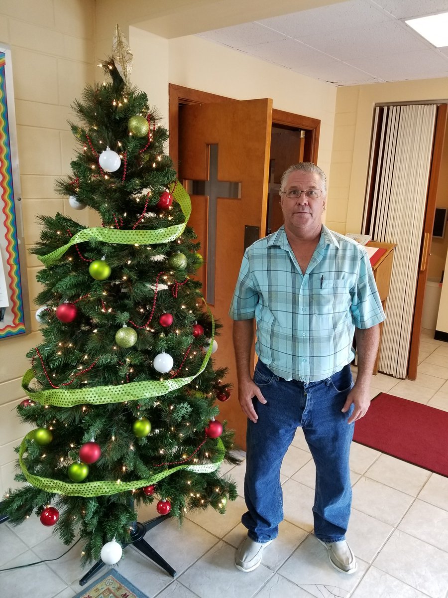 JMihoch's tweet image. Merry Christmas from my house to your's