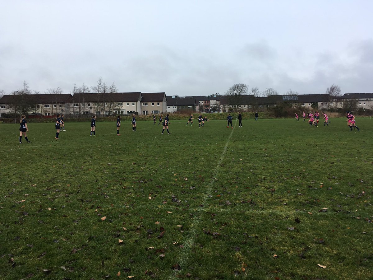 leith_vixens's tweet photo. Another great outing for the girls today! The girls have come on leaps and bounds over the last 5 months. Thanks @LivingstonRFC for hosting the T4 East Girls conference festival today! Lots of happy faces throughout the festival. @LeithRugby @LeithRugby #girlsrugby #sundayfunday https://t.co/yvCQrP2XHA