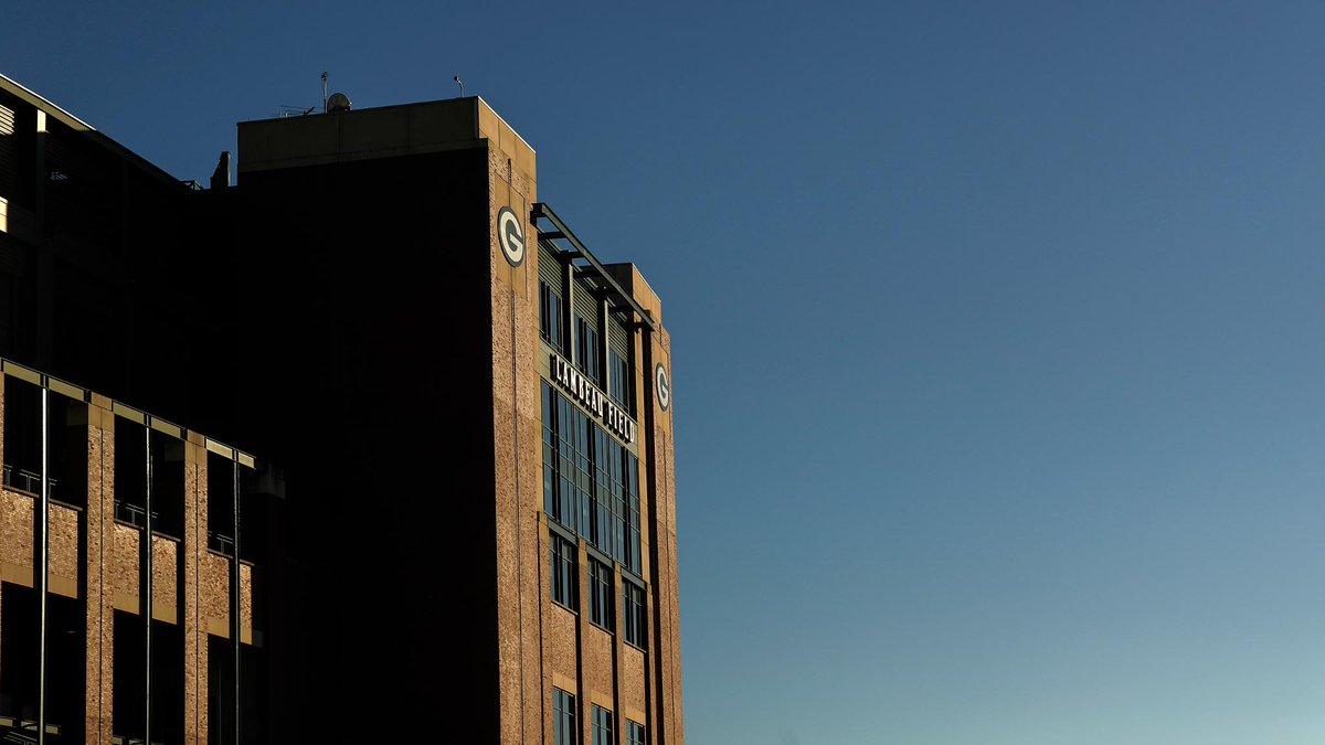 packers's tweet image. The Green Bay Packers have parted ways with Head Coach Mike McCarthy &amp;amp; named Joe Philbin interim head coach: pckrs.com/vertg