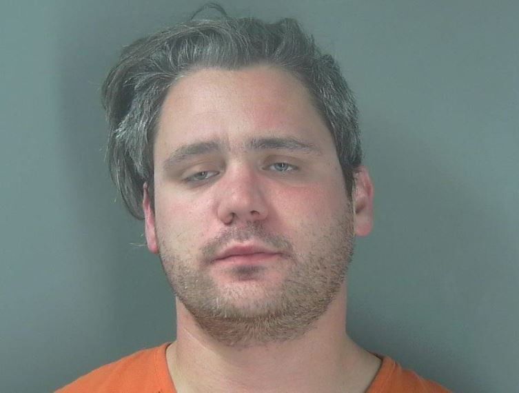 FOX5Vegas's tweet image. Report: A man in Indiana held a toddler under hot water as punishment for soiling his diaper &amp;gt; bit.ly/2DVY9rD