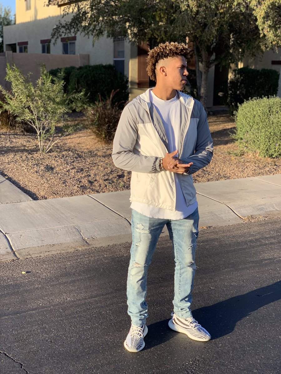 3paulhill's tweet photo. Happy birthday to me and @JuiceWorlddd https://t.co/HVhxOklLUQ