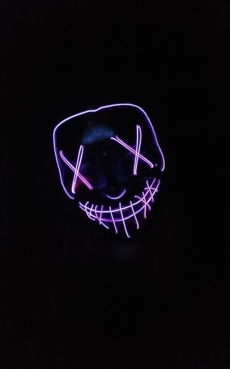 Craftyrobot1's tweet image. Hello 😛😛