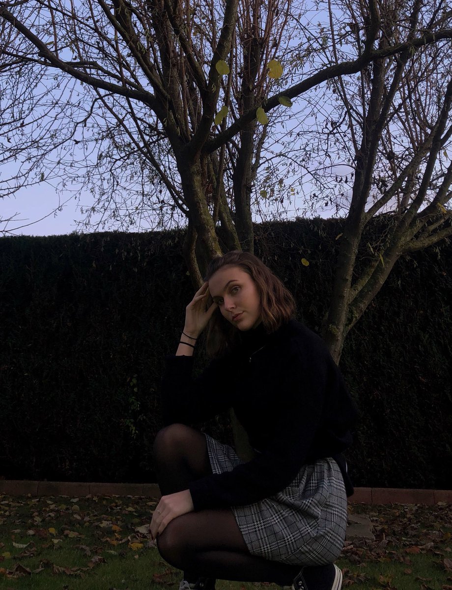 mel_cstln's tweet image. #Evolution2018 jcrois que j’ai une préférence pour mon profil gauche .. 🤧