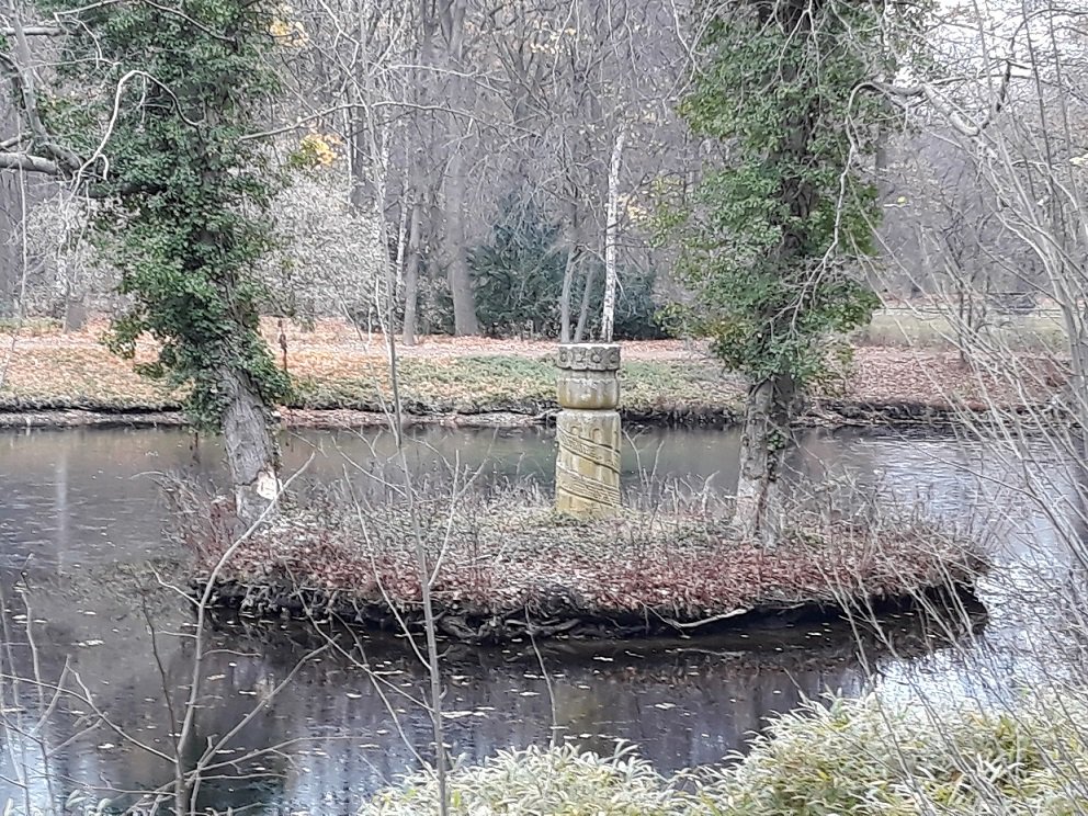 12\\ The Rousseau Island with the Rousseau Column in the Tiergarten Park in memory of Jean-Jacques Rousseau. There are several similar Rousseau Islands in other German cities with a decorative urn or cenotaph and alder or poplar trees, imitating his burial place at Ermenonville.