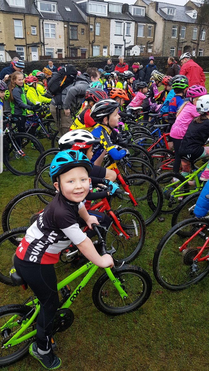 mud like I've never seen before at peel park today for North England CX champs <a href="/yorkshirecx/">Yorkshire Cyclocross</a>. Great rides ride from all inc our very own <a href="/Bullfire/">Steven Henshall</a> great 5th place, to our youngest hooligan 4yrs old who smashed it #crossisboss #rideforcharlie #nwcca