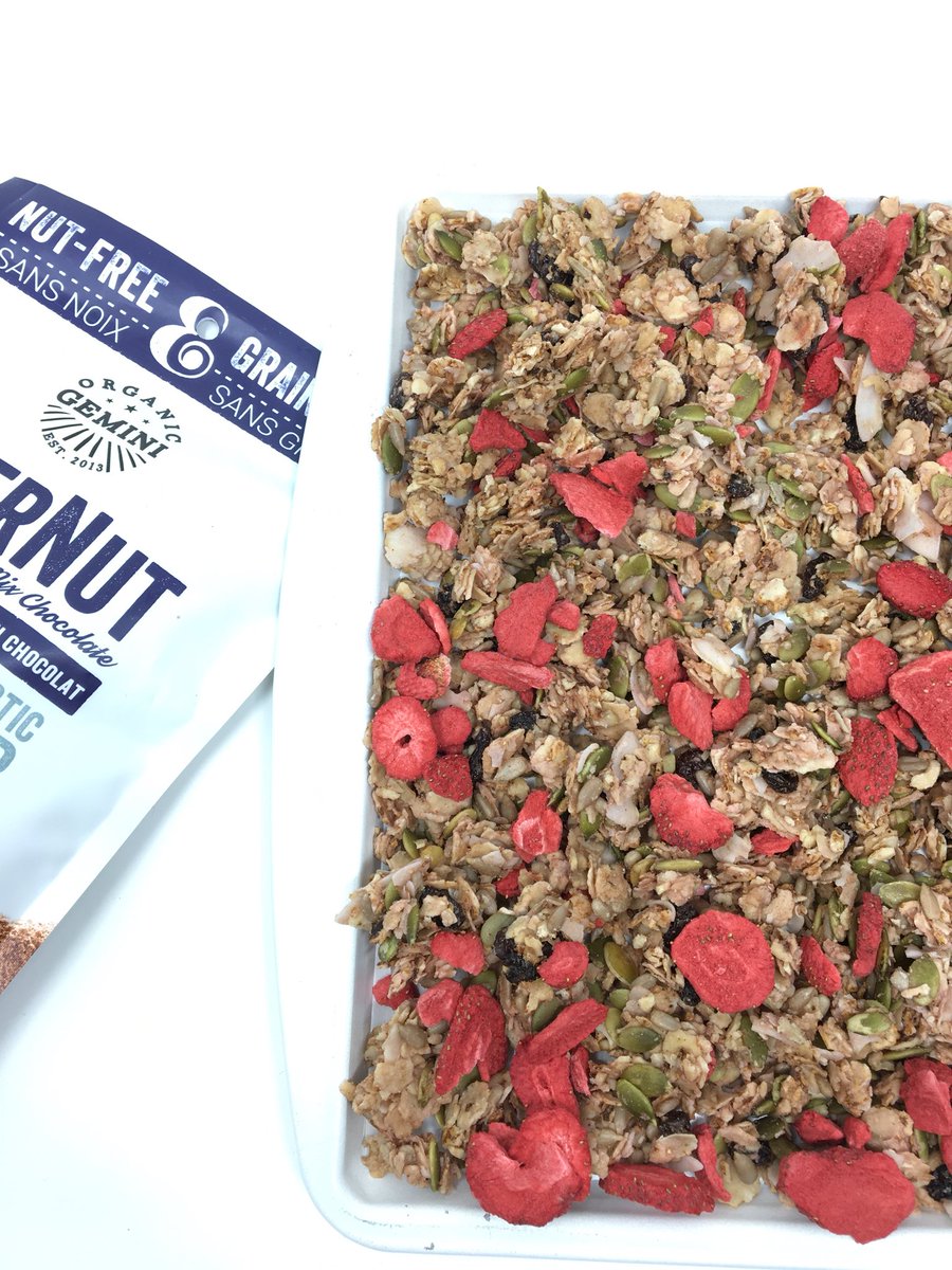 Our new flavor strawberry 🍓 granola ❤️. #grainfreegranola #SundayMorning #HealthyLiving #HealthyFood