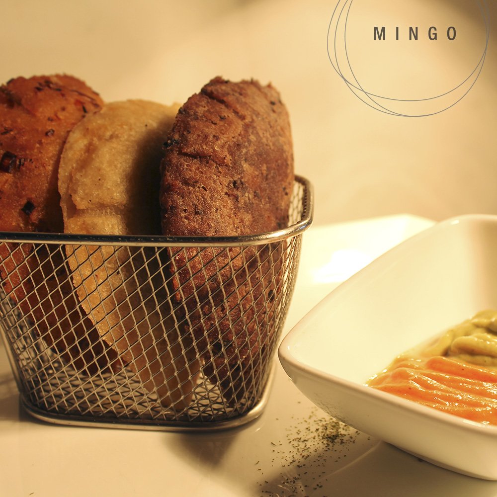MingoRestaurant's tweet photo. Este Domingo es ideal para compartir con la familia unas delicisosas #Empanaditas https://t.co/ZgE2VKIyD6