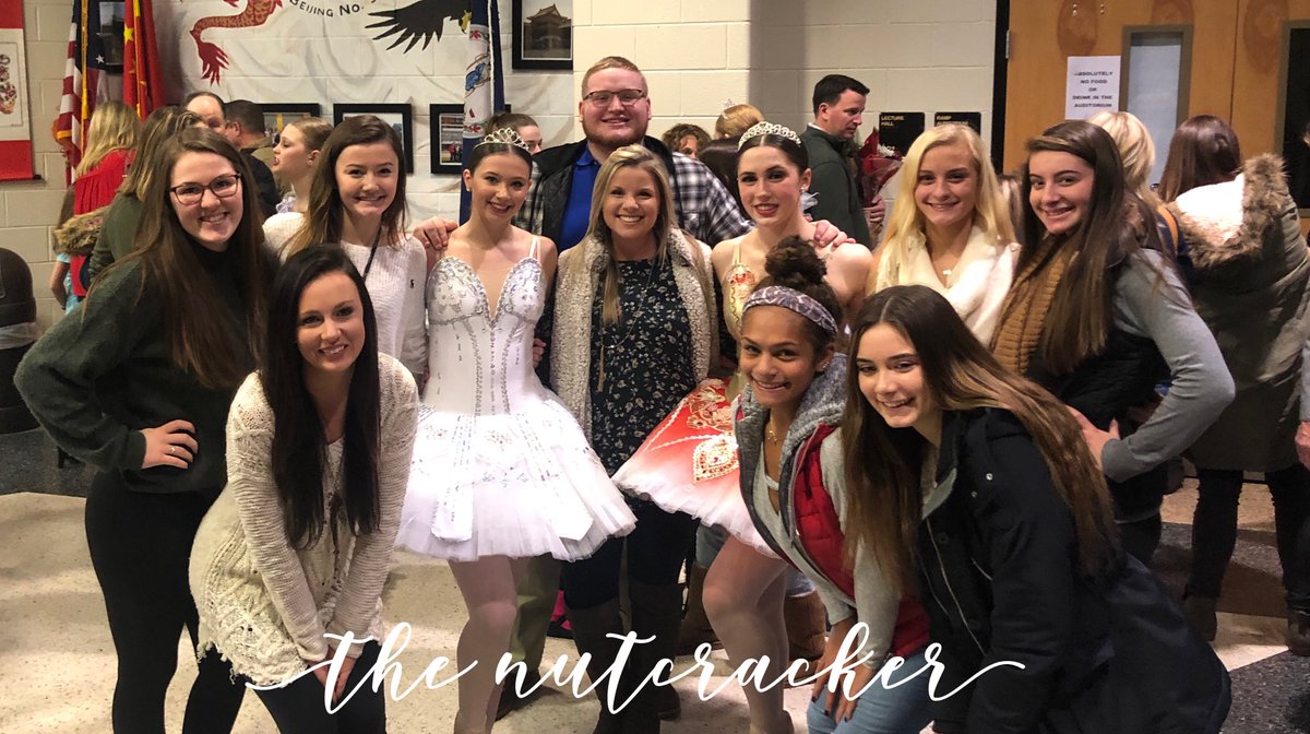 Tusky Cheer heads to the Nutcracker to watch the most beautiful ballerinas 😍 Amazing job Snow Queen, Lydia and Sugar Plum Fairy, Courtney!