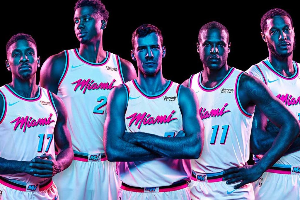 BasketTwisters's tweet photo. Hoy es #NBASundays, y no os podéis perder nuestro artículo dominical. "¿QUO VADIS MIAMI HEAT?", gran artículo de @nachoserrano96 sobre la actual situación de los Heat: https://t.co/qlW0GOL1wg https://t.co/IX8OF8uuCq
