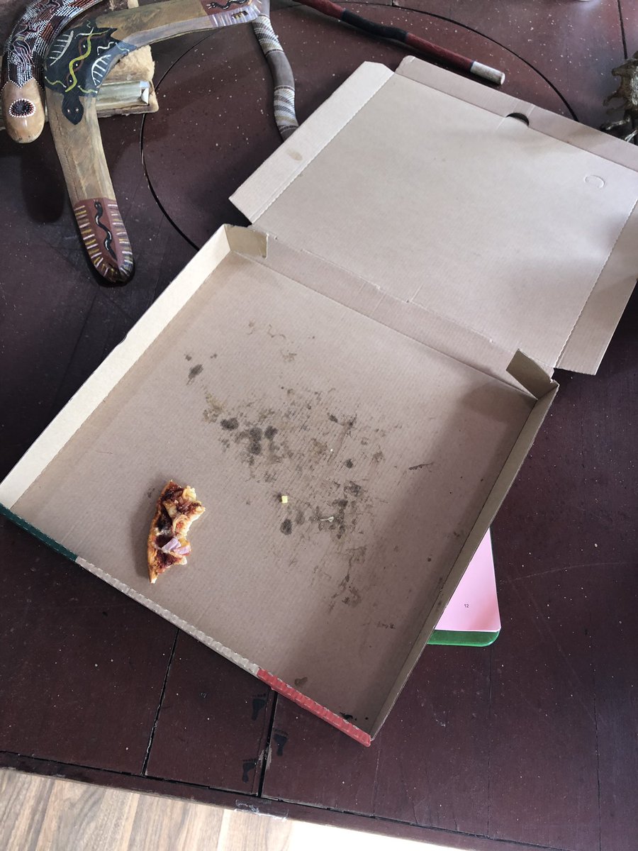 antanddec's tweet photo. Told you. Perverts 🍕 #ImACeleb https://t.co/fSa2aUoJfw