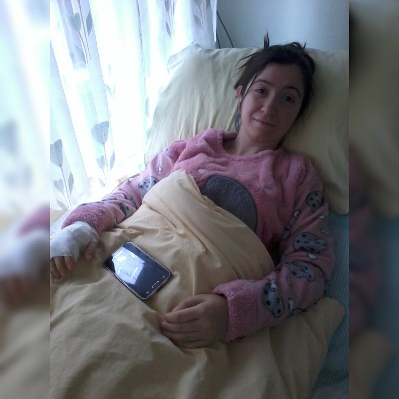 NurPAL1's tweet photo. 21 Kasım 2018 gününden ~ Ameliyat sonrası.. https://t.co/nHu6ZrJK3V