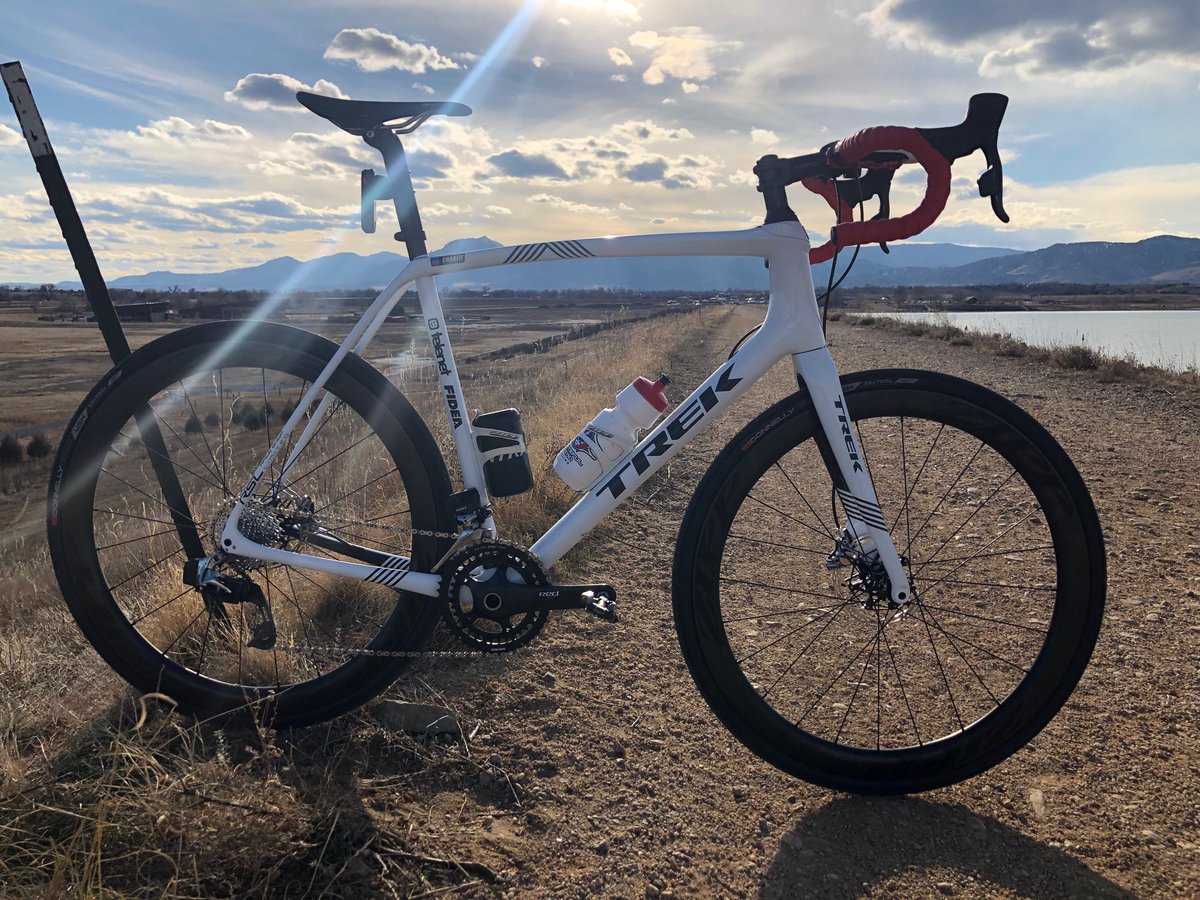 charleswcooper's tweet photo. #boulderlife ⁦@TrekBikes⁩ ⁦@TrekFactory⁩ @SRAMracing⁩ ⁦@ZippSpeed⁩ ⁦@GarminFitness⁩ you make AMAZING bike stuff! December! https://t.co/yDFL7ve9dM