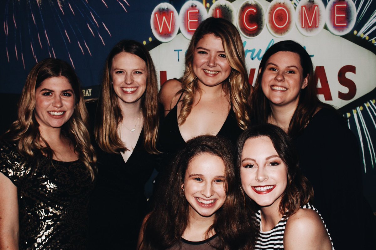 Chances are, semiformal is always a great time! 🎲🎰