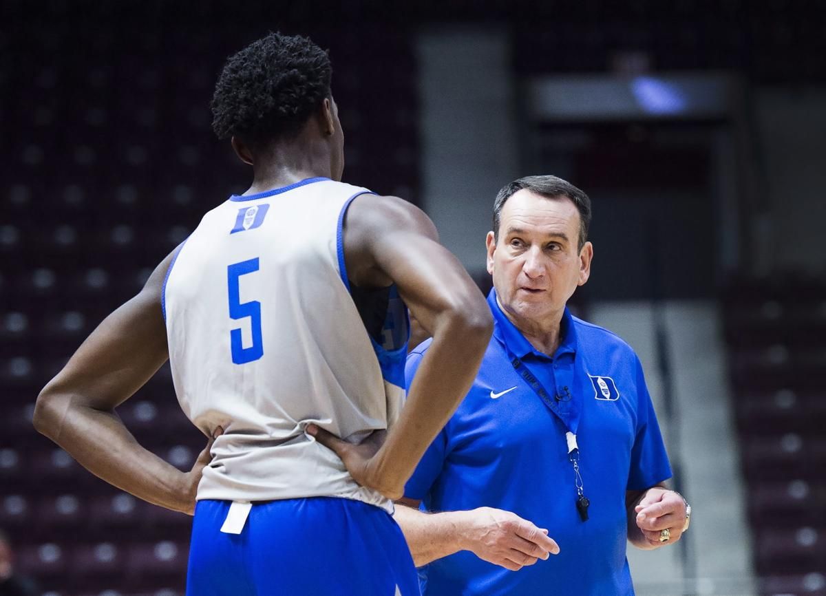 BballCoachMac's tweet photo. "Defense is one man guarding the ball and four others helping him"

- Mike Krzyzewski https://t.co/7tdDZfRxzl