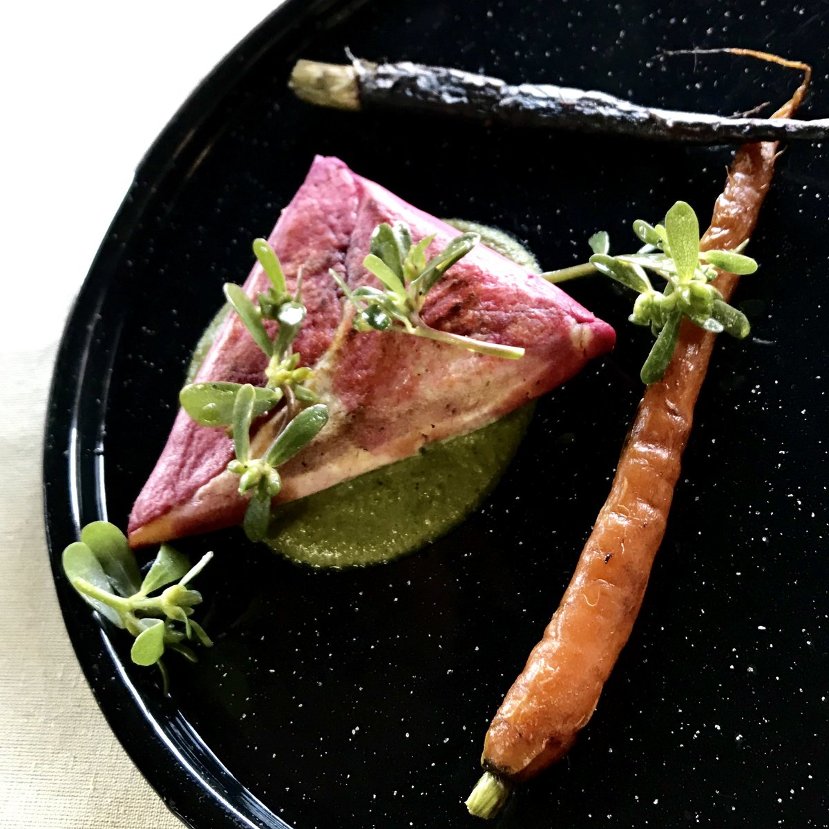 POP UP STORE tweet media