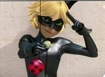 Spicybeavr Di Twitter Why Tf Isnt Anyone In Love W Chat Noir Like The Sculptor Was For Lb I Mean Look At Him I Feel Bad Cause Chat Noir Is Adriens True