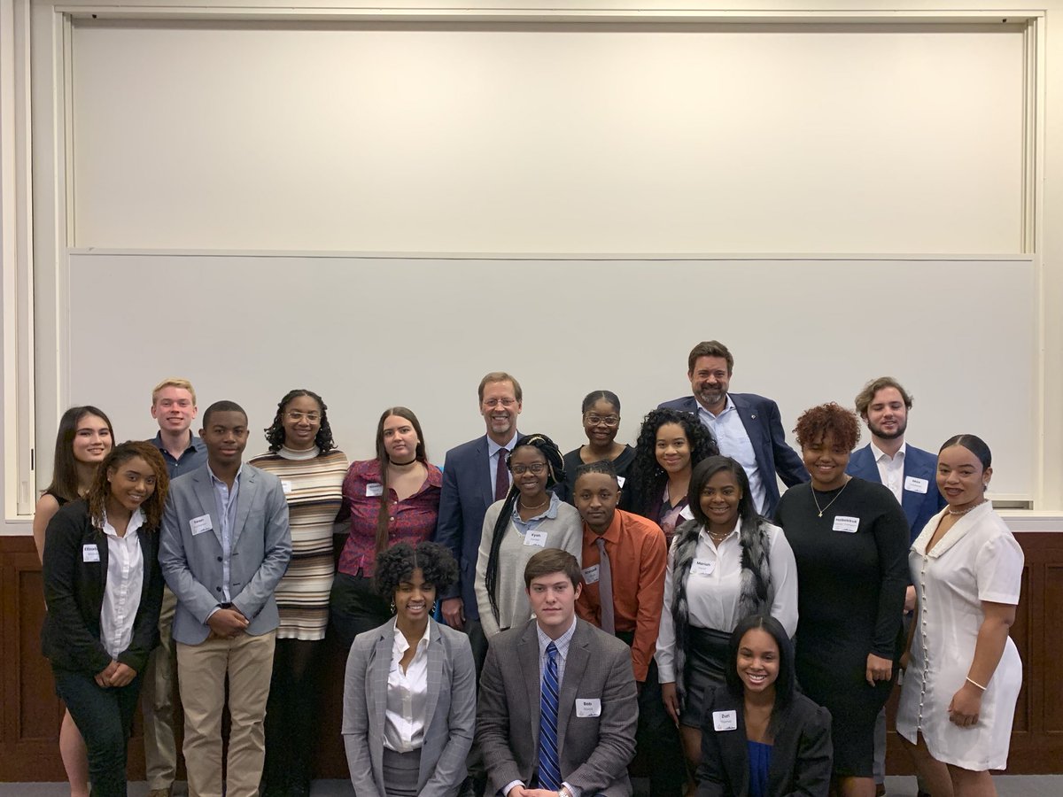 Very proud to be in St. Louis for the graduation of <a href="/AspenInstitute/">The Aspen Institute</a> AYLF Program — This group of young leaders spent two years building their relationships and leadership in order to promote equity and opportunity for all—Thank you!