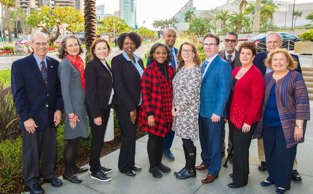 Mohty_EBMT's tweet photo. Patients involvement is really making a difference in myeloma ⁦@MyelomaTeacher⁩ ⁦@NorthTxMSG⁩ ⁦@IMFjimMYELOMA⁩ ⁦@IMFmyeloma⁩ ⁦@IMFsupport⁩ #ASH10 ⁦@Mohty_EBMT⁩ https://t.co/kFG4vwU8bm