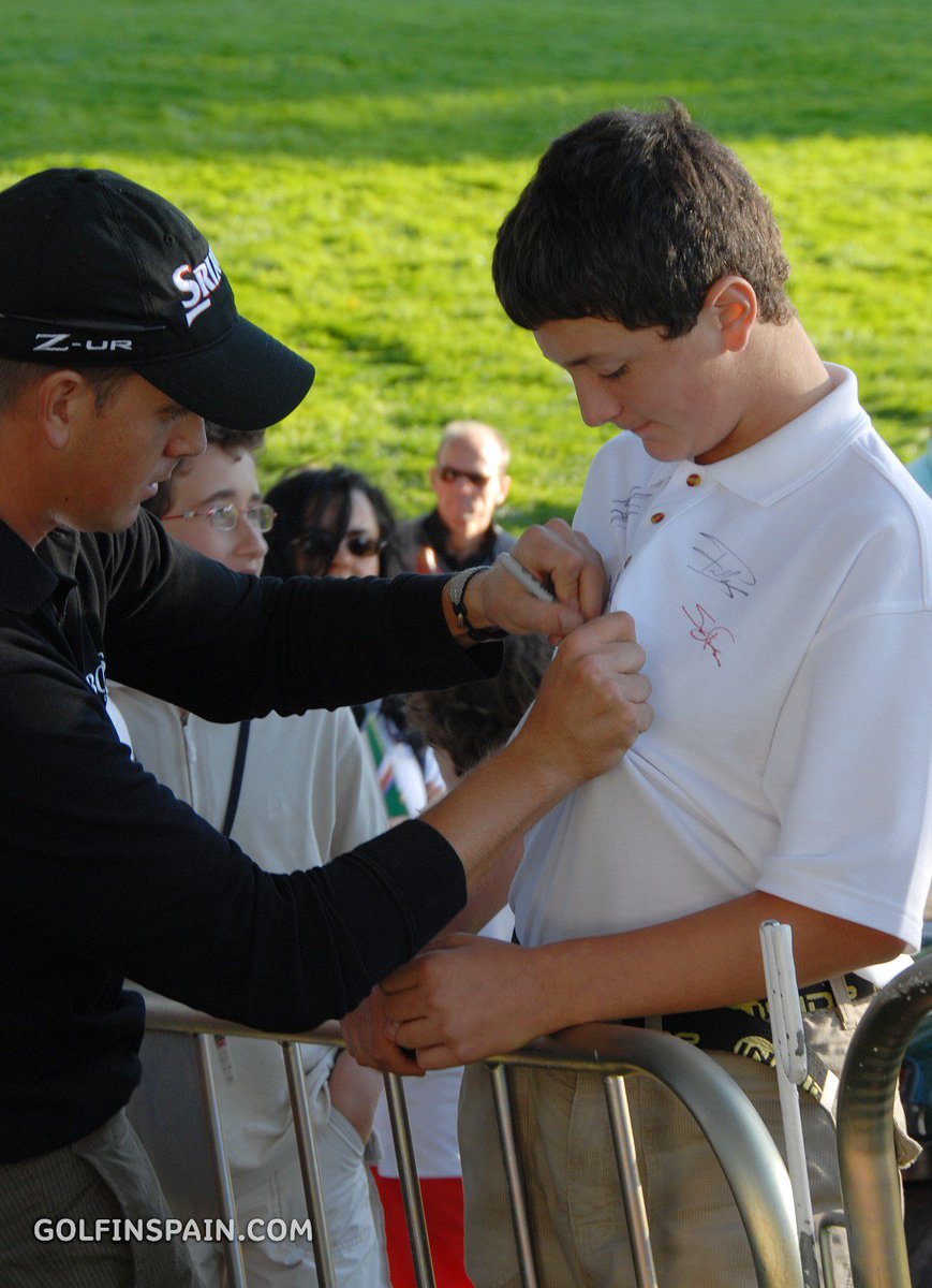 A very young <a href="/JonRahmpga/">Jon Rahm Rodriguez</a> get its shirt signed by <a href="/henrikstenson/">Henrik Stenson</a>. Congrats on winning the <a href="/HWC2016/">HeroWorldChallenge</a>!
Thank you!
#jonrahm
#HeroWorldChallenge
#PGA
#pga2018
#pgatour
#usga
#spanishgolf
#Espana
#Golf
#golfchat
#GolfChannel
#GolfDigest
#golfer 
#golfing
#golfcourse