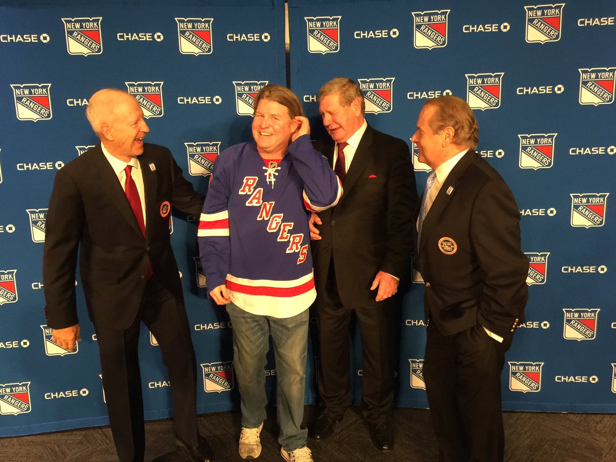 IamNYSports's tweet photo. When you bow to #NYR Legends @rodgilbert7 #JeanRatelle #VicHadfield #GAGLine they smile and appreciate... Thanks #7 #11 and #19 https://t.co/MTkkvU3rH2