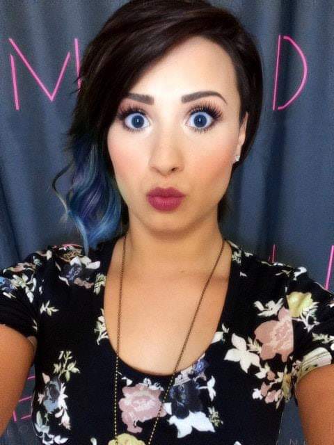 lovaticheart96's tweet photo. See her smile or doing funny faces is so peaceful to me ❤️ as a Lovatic I will never leave you alone @ddlovato #DemiKeepOnShining everyday cause you're our warrior, and like a lion you will roar when your feel ready ❤️ take the necessary time to recover at all
#DemiPleaseStop https://t.co/YIv0gXwGDo