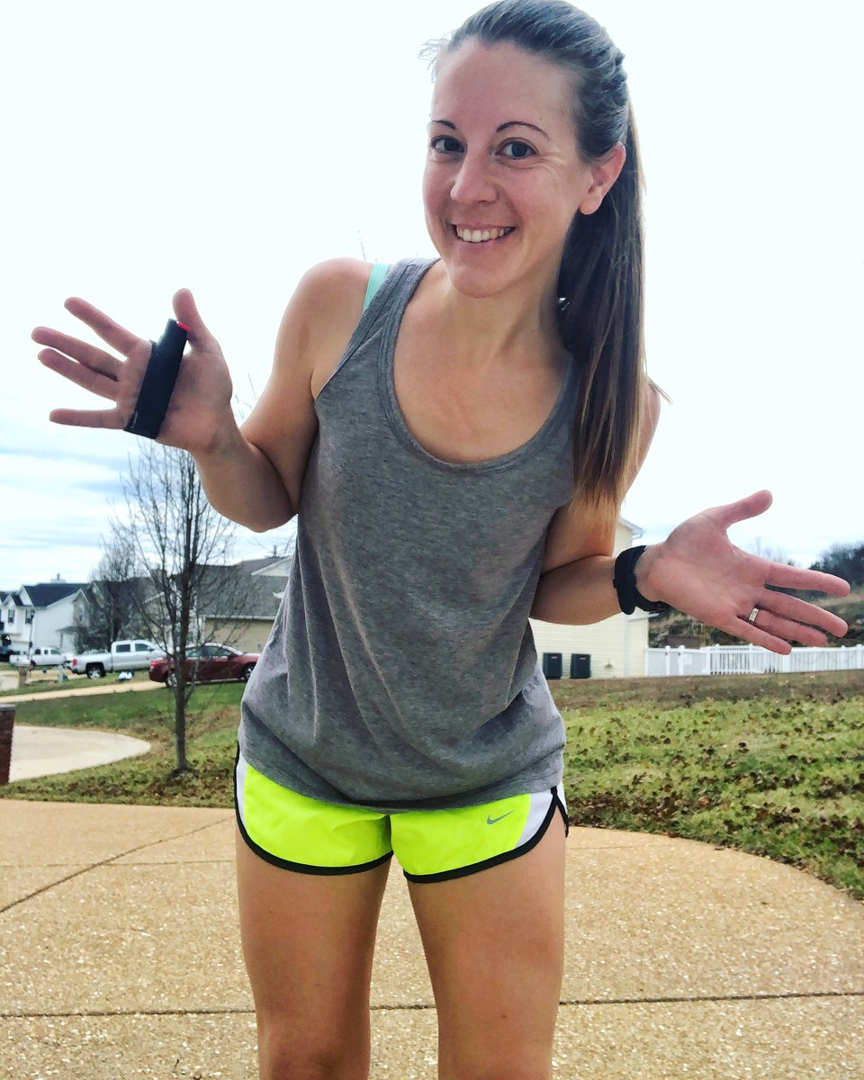 medvm07's tweet image. Got in a quick 2 miles this afternoon!! Day 11/41 of 41 Days of Awesome &amp;amp; @hotchocolate15k training miles 🙌🏻
.
.
#sabrebr #HCStLouisBR #41DaysofAwesome #rwrunstreak #bibravepro #archcityrunclub #acrc #jcrc #runstl #strongnotskinny #ihavearunnersbody #bibchat