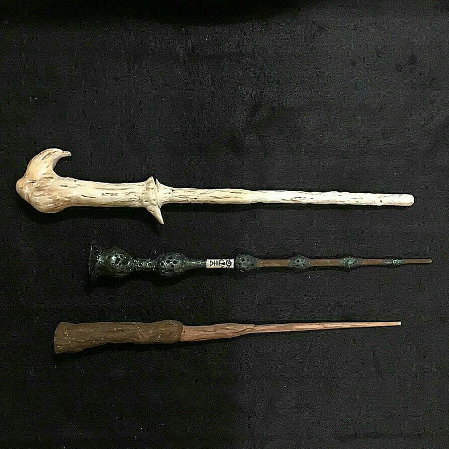 エースの小物製作 Sur Twitter ハリーポッター魔法の杖完成 ダイソーで作る魔法の杖制作費300円 ハリーポッター魔法の杖 ダンブルドアの杖 ヴォルデモートの杖 ニワトコの杖 Harrypotter