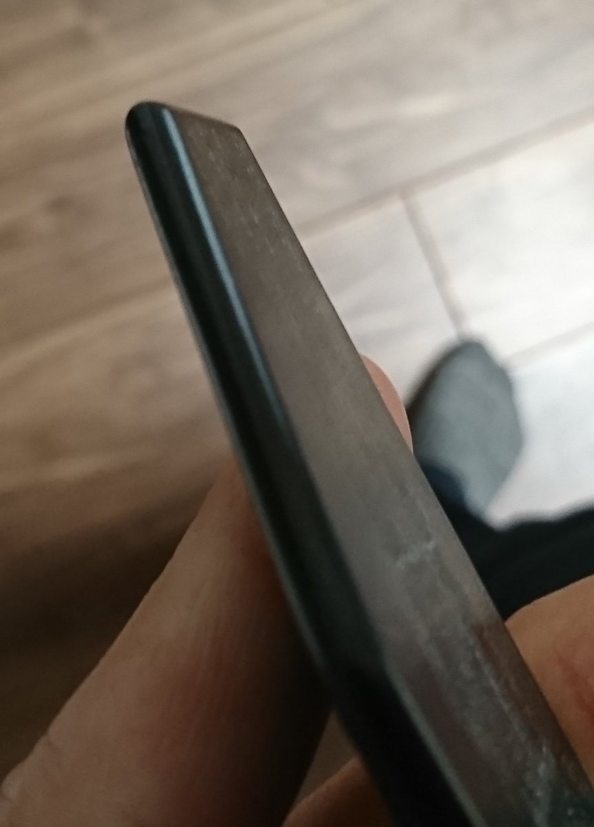 bel729's tweet image. 昨日受領した物はもうひとつありました。
流石にスーツに会わせるには大きかったですが
#cleaf 
ブライドルレザー芯通し染めブラック 
特級のレザーと特級のバックル、そして特級の職人の美しすぎるコバの仕上げ