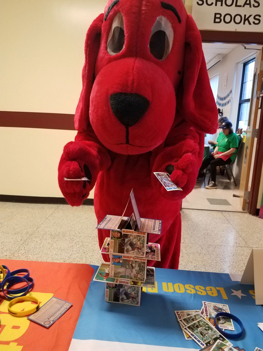 What better friend than Clifford the dog to help build a house of Allstars cards?!  Had a great time at the Anderson Center for Autism today. <a href="/AndersonAutism/">Anderson Center for Autism</a> #baseball #childrensbooks #tball #youthsports