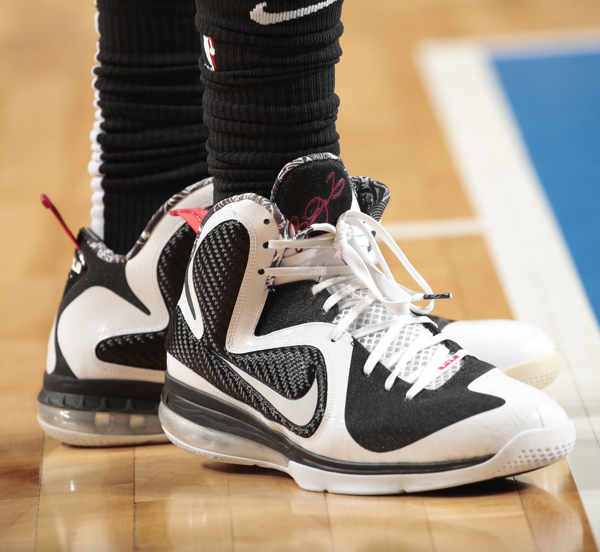lebron 9 freegums on feet