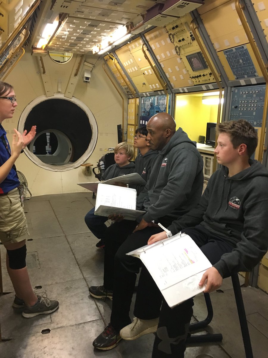 tib2hawk's tweet photo. Learning about our mission ⁦@TheWalkerSchool⁩ #Aerospaceclub https://t.co/hD9G0otf2M