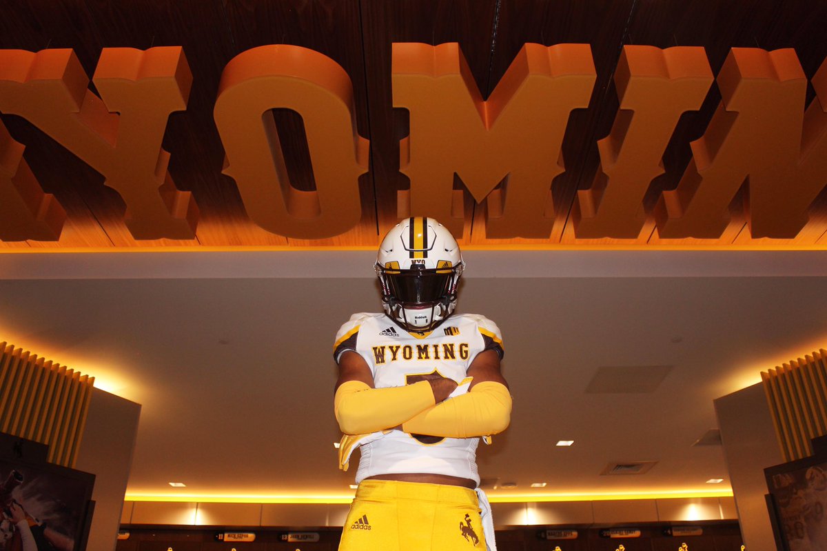 saiahdevin's tweet image. Committed to the University of Wyoming #GoPokes🤠💛@B2GSports