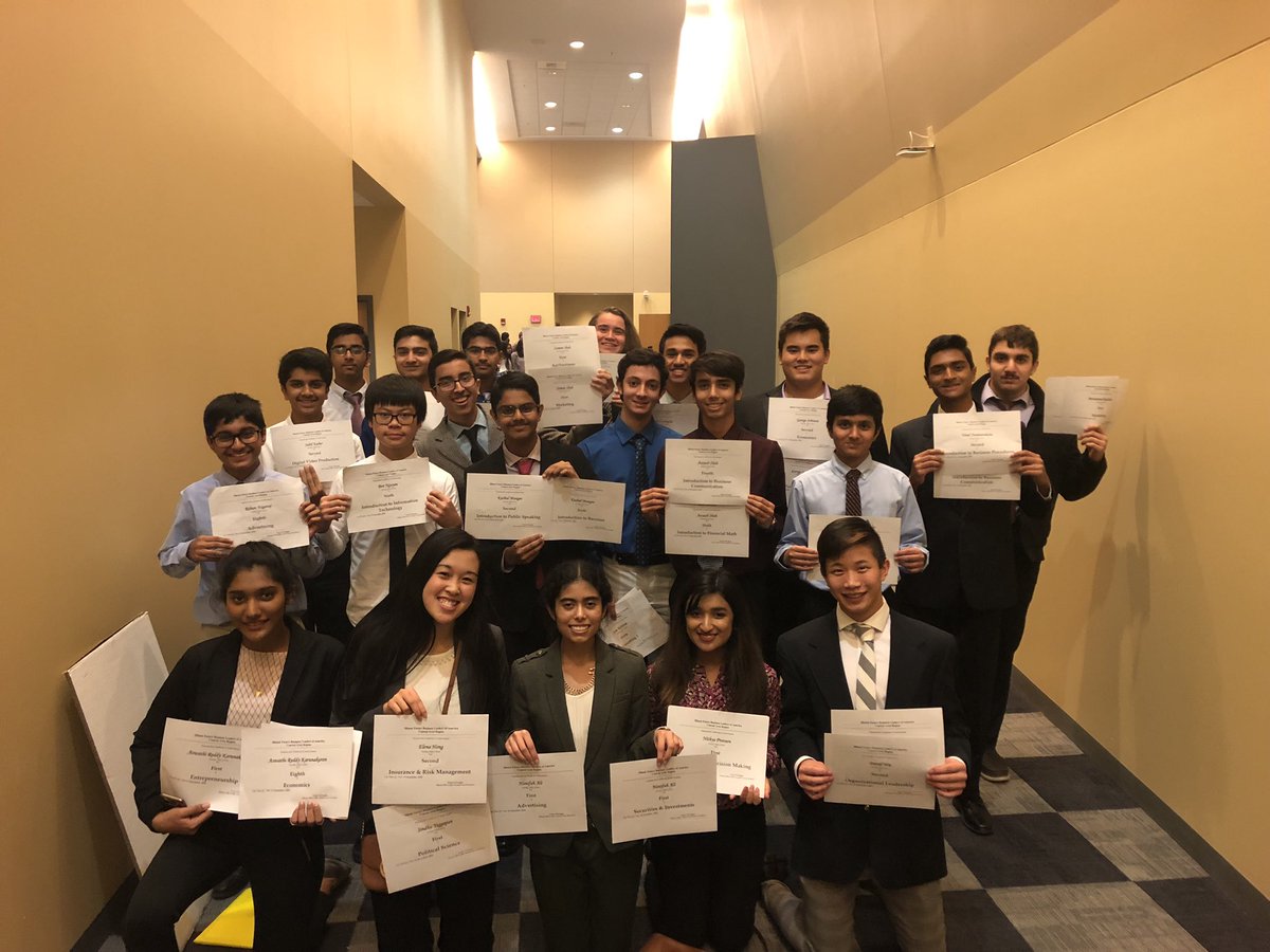 DunlapFbla's tweet photo. Congrats to all the students that attended Area Conference today! Great job!👏🏼👏🏼 #ilfbla https://t.co/jlQfxNoqST