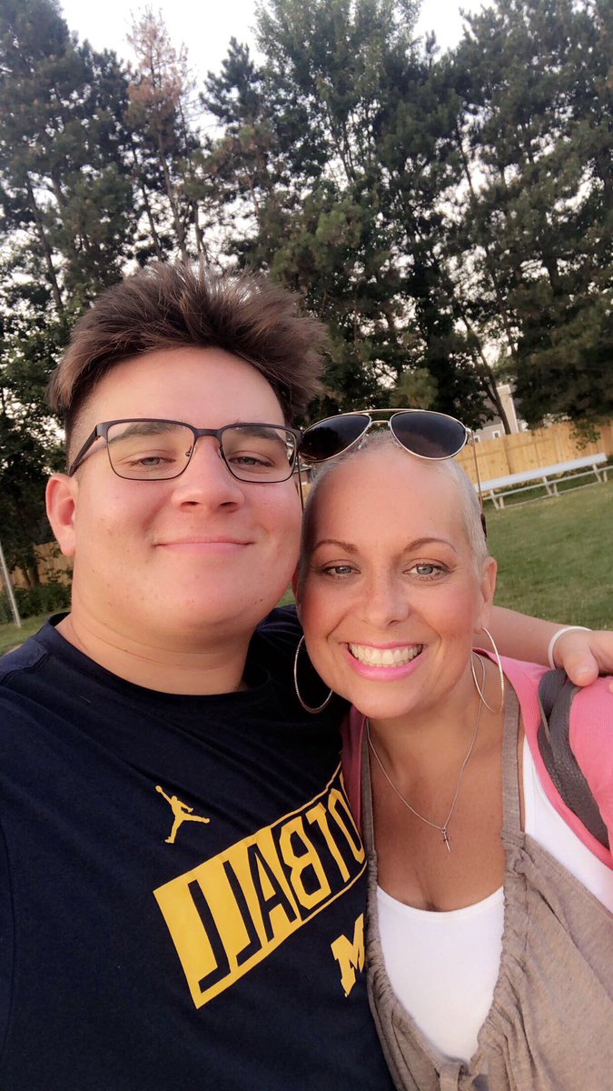 keeganstrnad01's tweet photo. Missing her everyday☹️💜 #strnadstrong🎗 https://t.co/yr0vgQTIwK