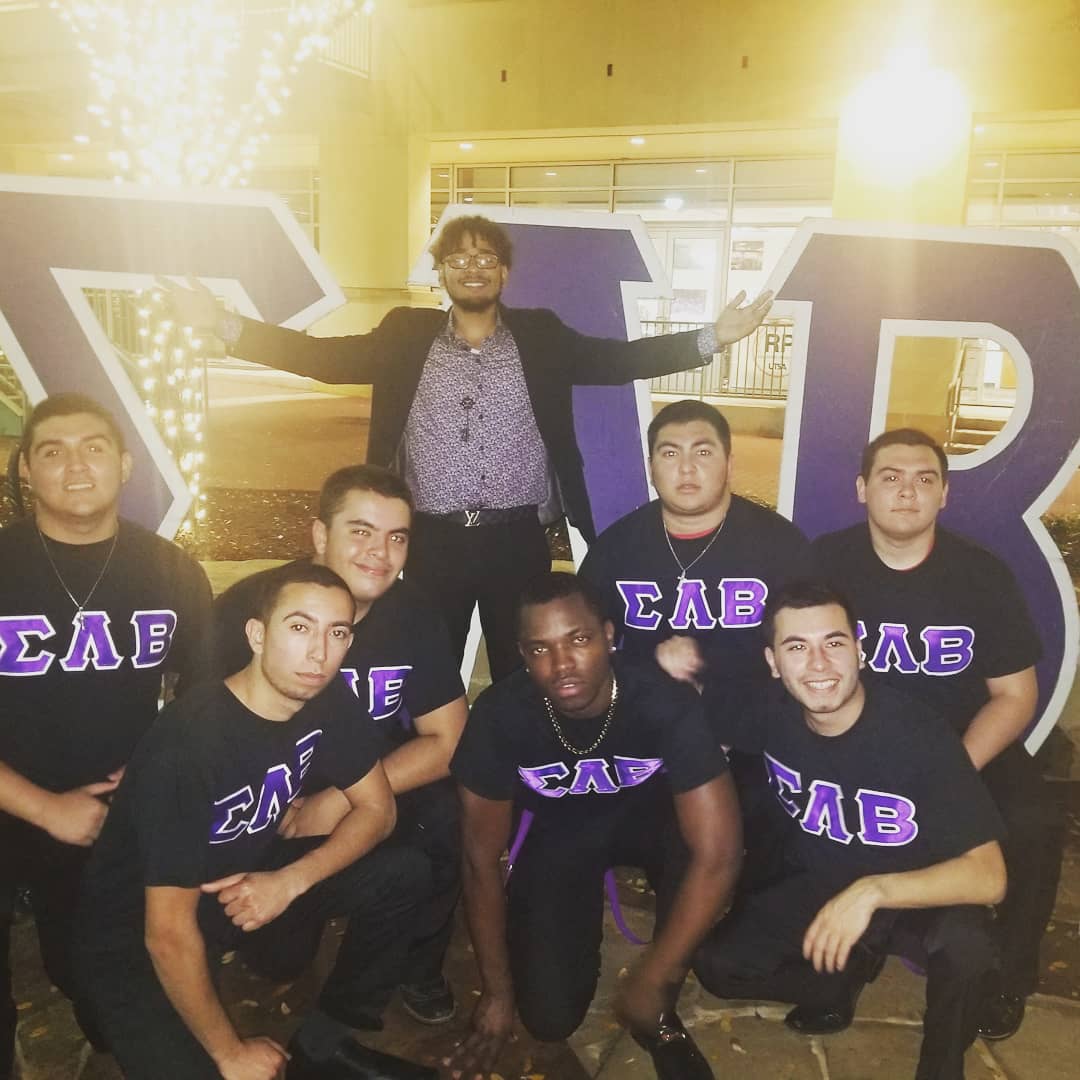 mab42496's tweet image. Im glad to have been the Memebership Educator and want to proudly welcome my line into the world of Greek Life. Congrats Ship F.I.N.E.S.S.E. !
#sigmalambdabeta #ProudME