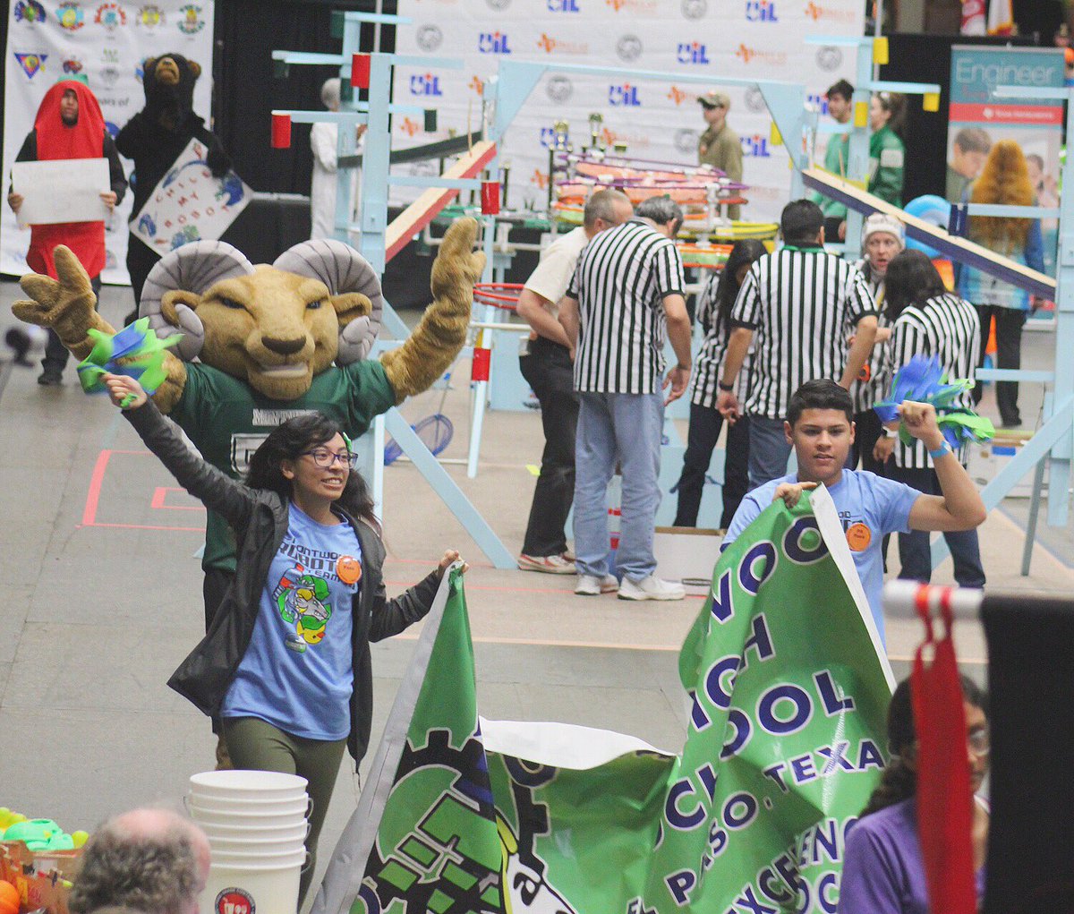 MHSRoboticsEPTX's tweet image. #thanks2BESTrobotics  Montwood robotics had such a great experience at the UIL state robotics competition! #teamSISD #earnyourhorns