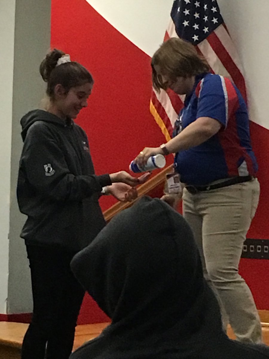 tib2hawk's tweet photo. Learning to Eat, wash and sleep in space ⁦@TheWalkerSchool⁩ #Aerospaceclub https://t.co/siXZWc4rAE
