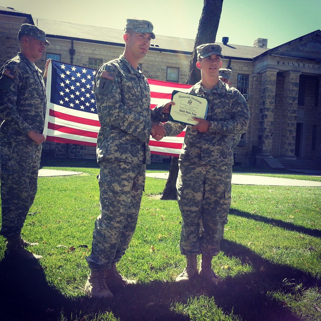 Da_Oden's tweet image. #BigRedOne #devilbrigade #1-16Inf