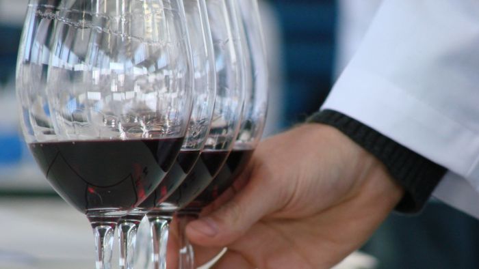 auswineinfo's tweet photo. @wine_australia has revealed that it has cancelled the export licence held by Mayfield Family Wines Pty Ltd, following an investigation into the company.
#AWI #Australia #wine #export https://t.co/FRNJBRhp2p
