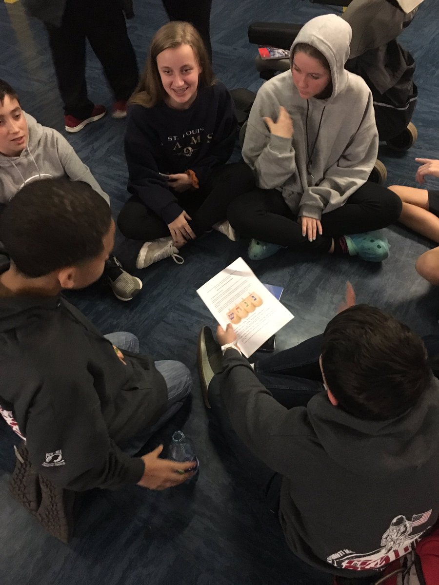 tib2hawk's tweet photo. Celebrating Hanukkah with friends @TheWalkerSchool #Aerospaceclub https://t.co/84DcASChaV