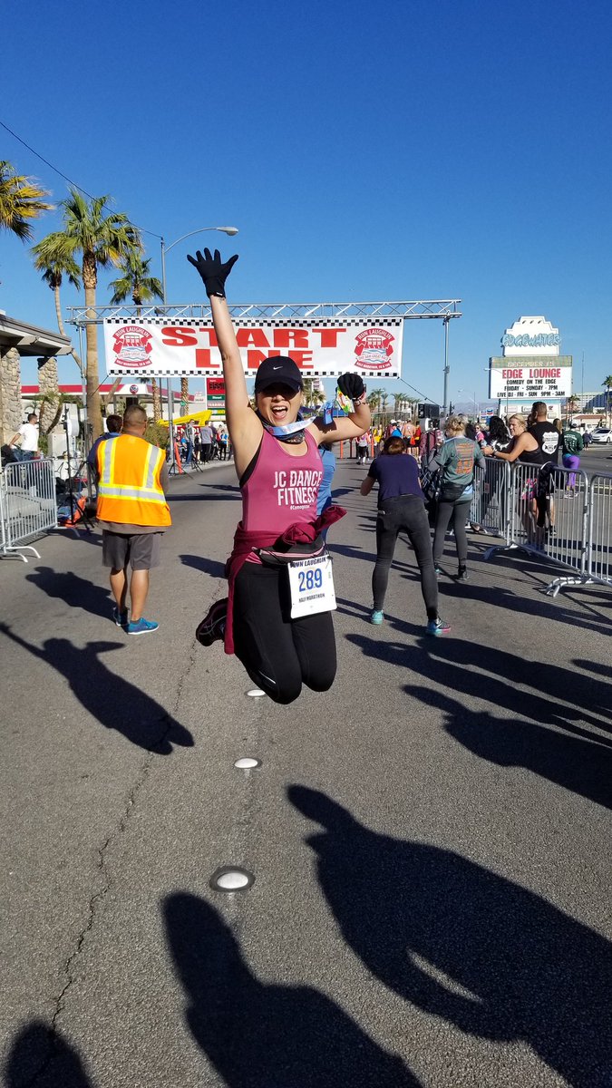 jcdancefitness's tweet photo. One Dam Great Race 2018
2 States, 2 Time Zones State Line Nevada Arizona #comogozas #comogozan #jcdancefitness #comogozamos #teamjcdancefitness #running #energy #laughlin #2state #2timezones #nevada #arizona #adidas #asics #underarmour #runlaughlin #runninglife https://t.co/rzajM9QU0w