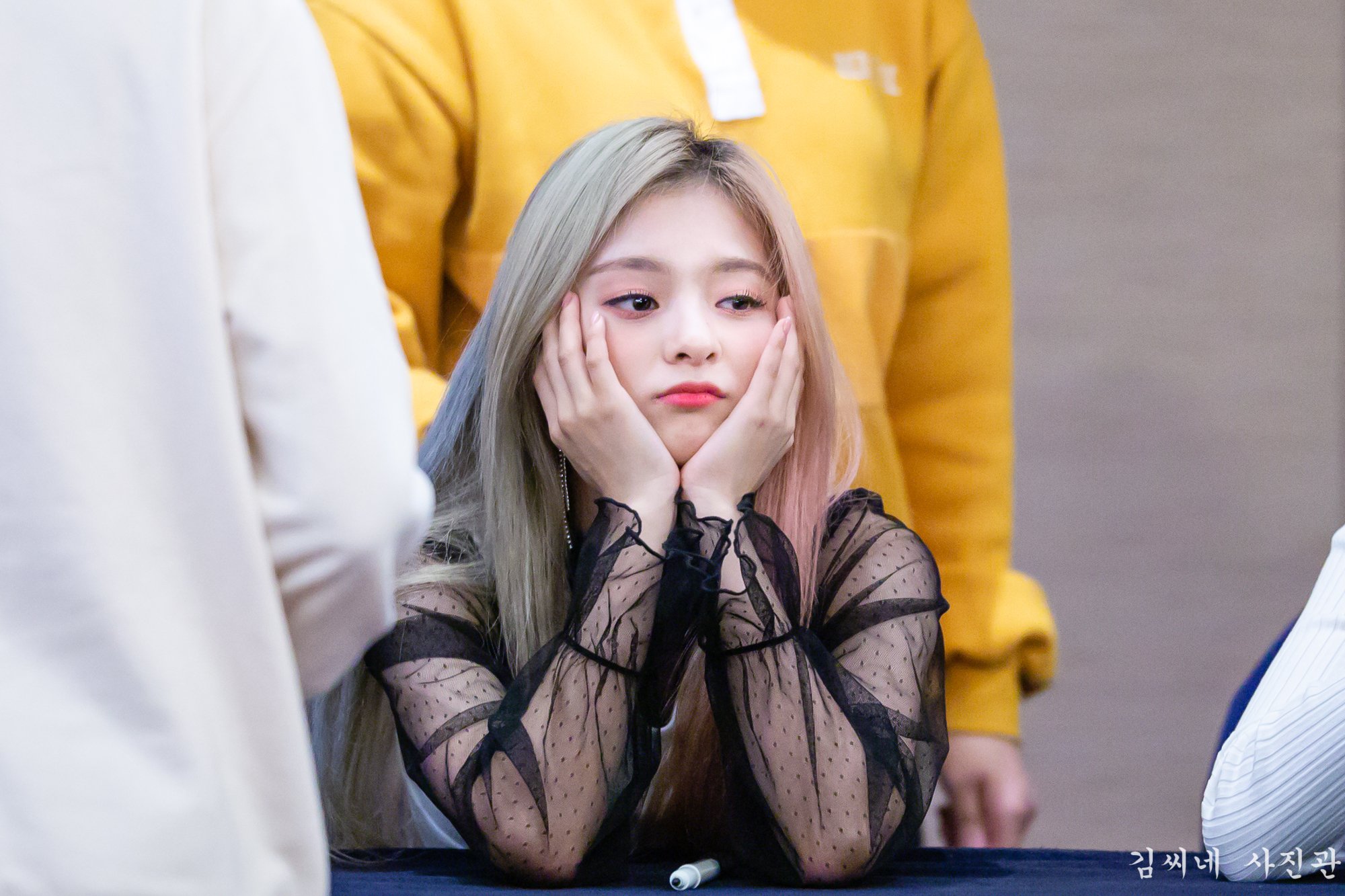 DtdefvnUcAEua5H.jpg:large