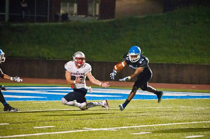 Jmaddy_2zero's tweet photo. College football treated ya guy had my ups and downs but i wouldn’t trade anything i gained during this time extremely grateful thank you Concordia, Culver-Stockton, Lackawanna 🙌🏾🙌🏾🙌🏾 #CardForLife #LackLife #CSC https://t.co/stjlA6XXlG