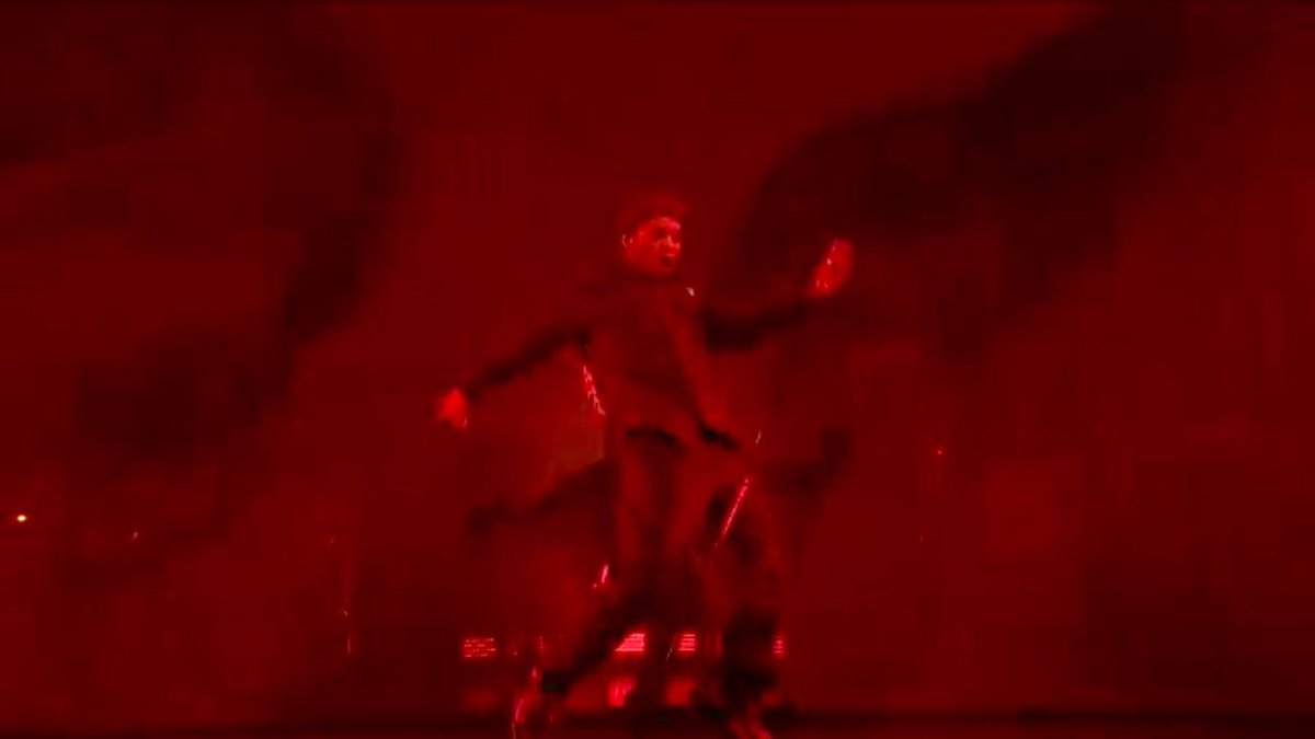 lggblue's tweet photo. Ahhhhhh #YesLawd! @AndersonPaak killed it on #SNL like no other! #Kanye who...r u?? #Oxnard

https://t.co/h85glCBEyM https://t.co/5eE3WzQLGX