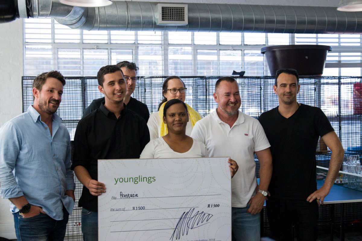 youngvisionair1's tweet photo. Congratulations to two of our fellow SAS Young Visionaries for coming in 2nd and 3rd place respectively in the Younglings Hackathon 2018.🥳😀
 #younglings2018 #youngVisionaries #Goals #29Forward #SAS #DataScience #BI #DataAnalytics https://t.co/3UuRZMWE7Y