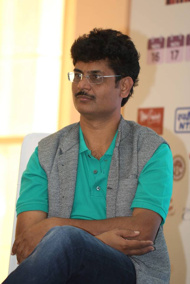 LitFestPost's tweet photo. Apna Radio- Saral ya Chatpata.
#LLF #Litfest https://t.co/nePhiJQ3HY